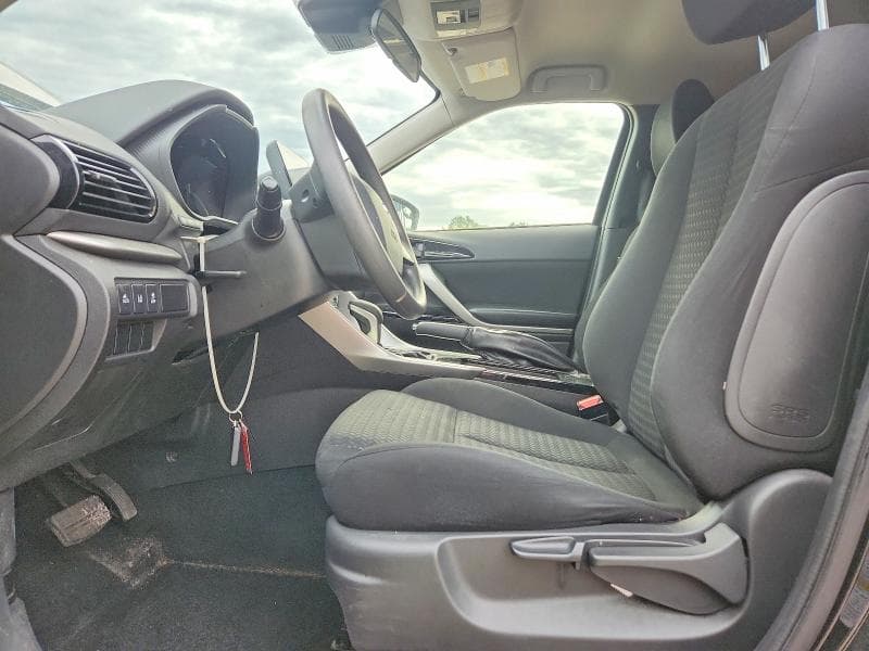2024 MITSUBISHI ECLIPSE CROSS LE 7