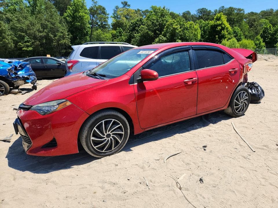 2017 TOYOTA COROLLA LE 1
