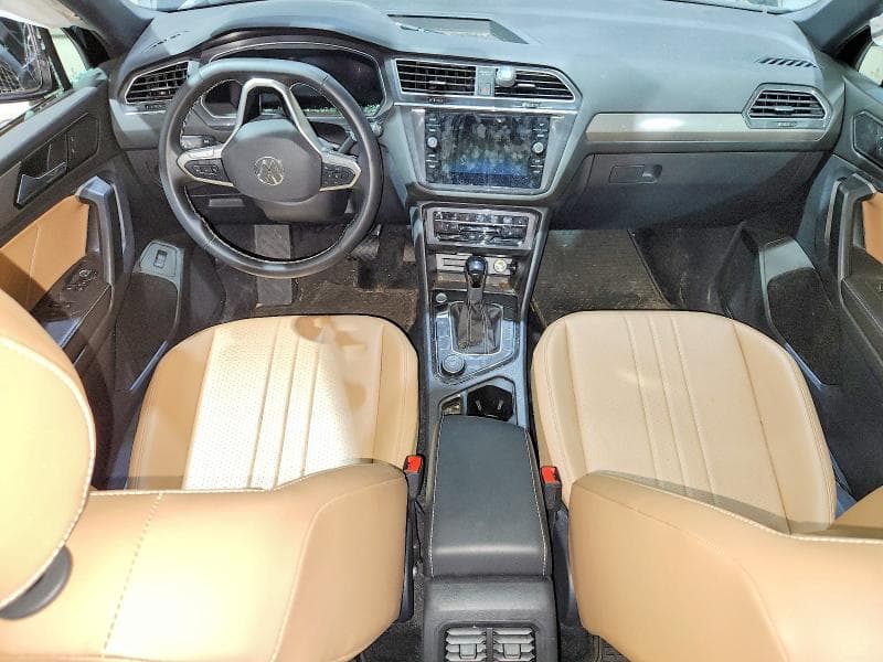 2024 VOLKSWAGEN TIGUAN SE 8