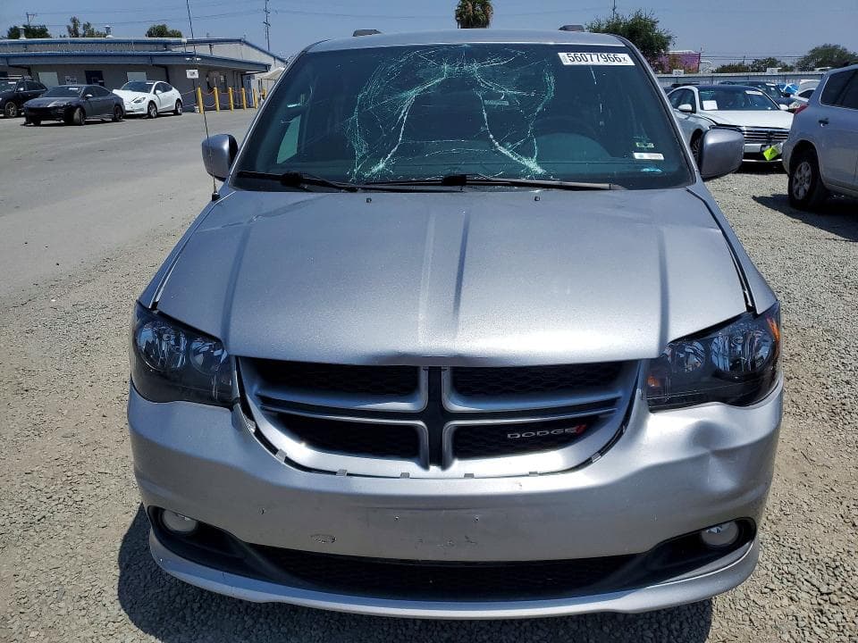 2018 DODGE GRAND CARAVAN GT 5
