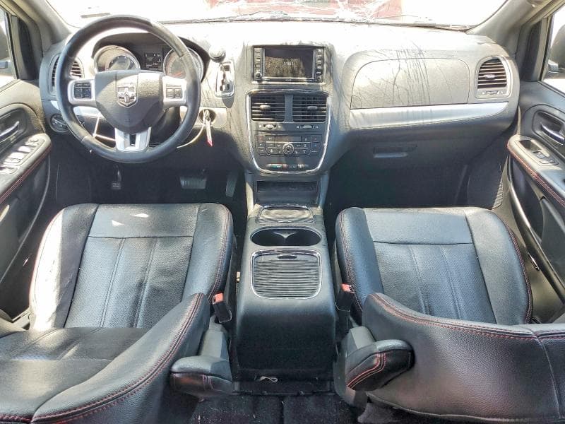 2018 DODGE GRAND CARAVAN GT 8