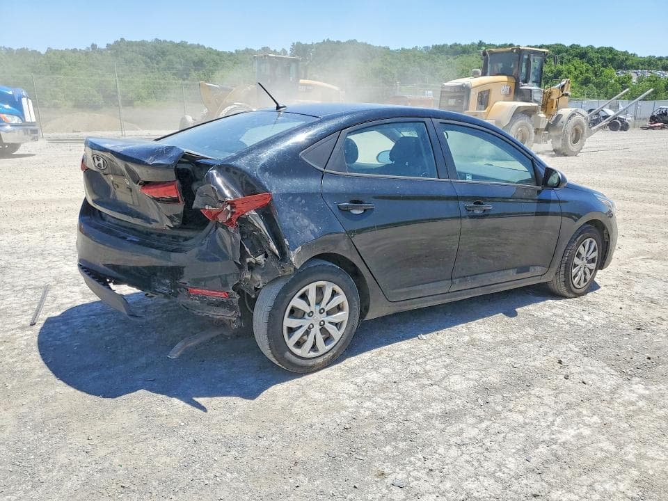 2019 HYUNDAI ACCENT SE 3
