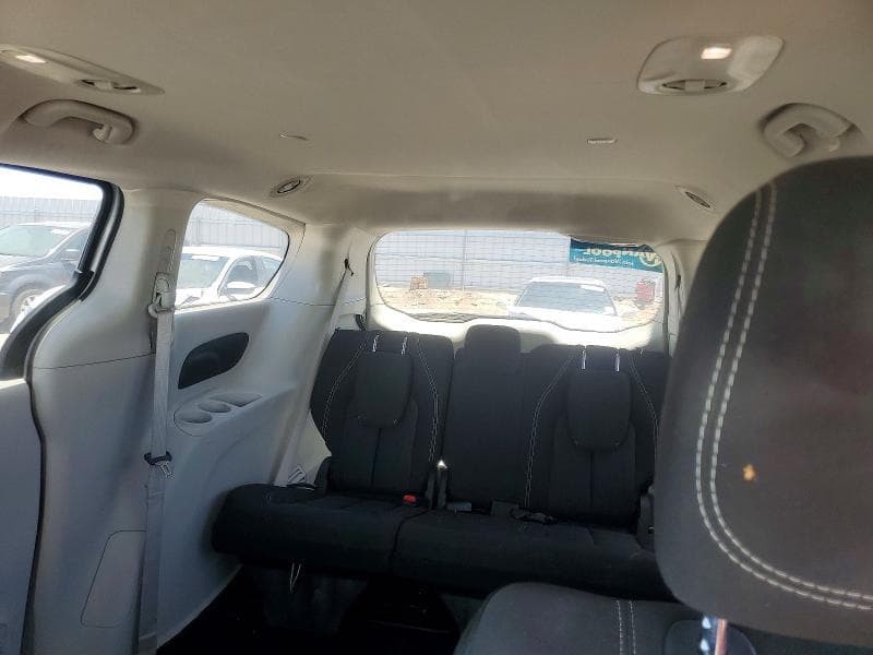 2022 CHRYSLER VOYAGER LX LX 11
