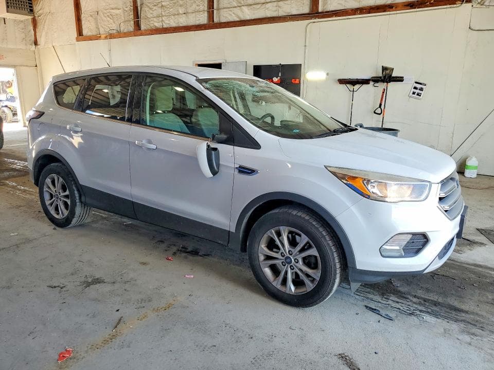 2017 FORD ESCAPE SE SE 4
