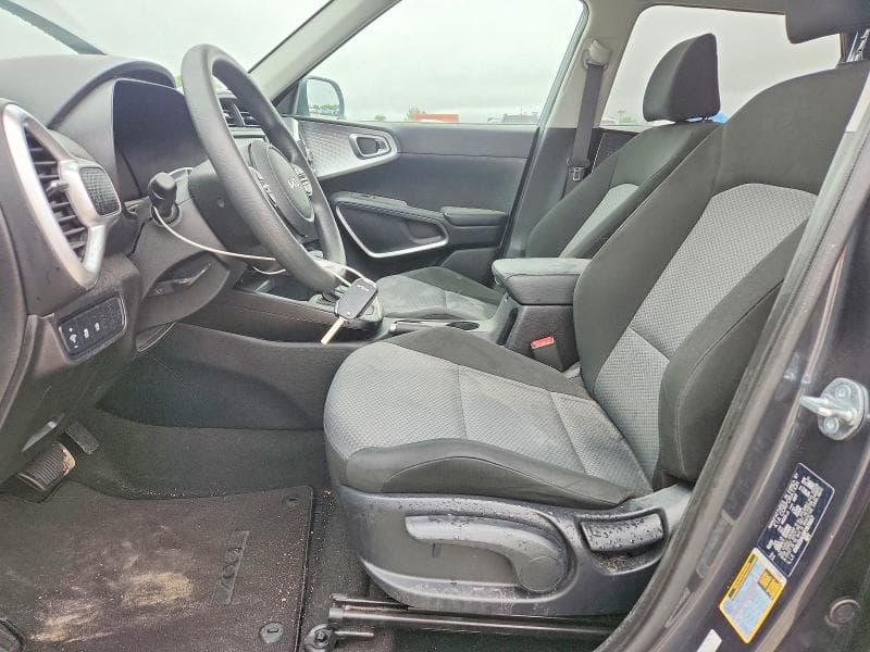 2023 KIA SOUL LX 7