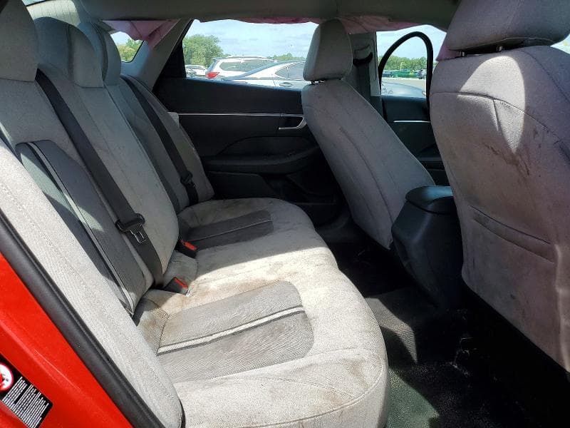 2021 HYUNDAI SONATA SE 10