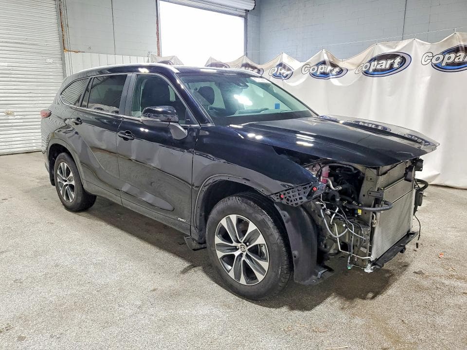 2025 TOYOTA HIGHLANDER HYBRID XLE XLE 4