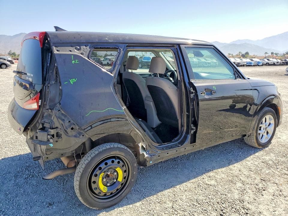 2021 KIA SOUL S 3