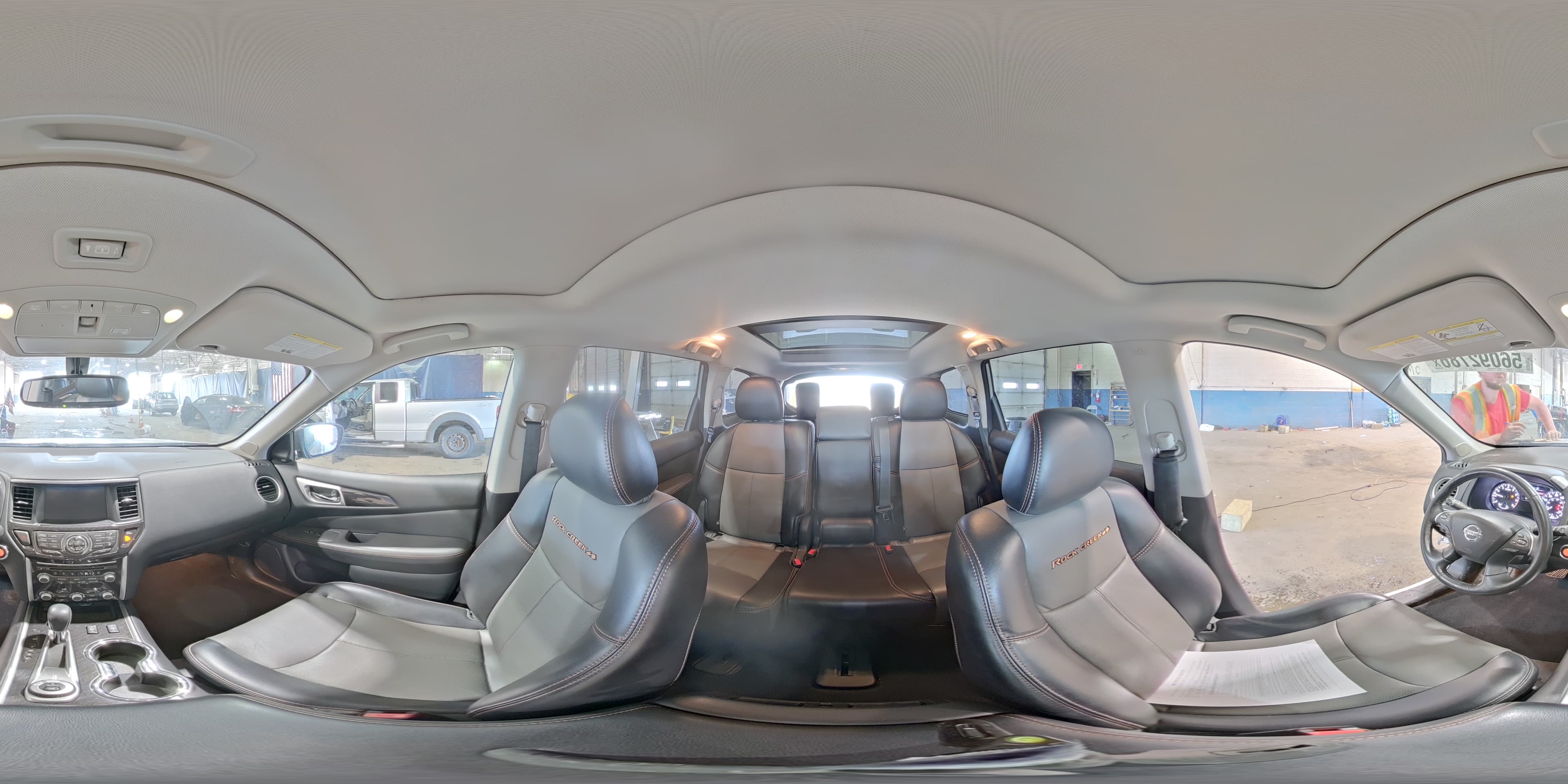 2020 NISSAN PATHFINDER SL 16