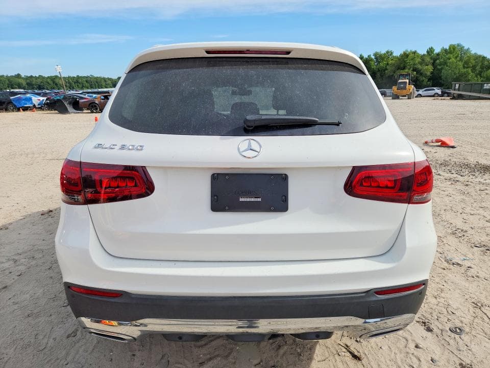 2021 MERCEDES-BENZ GLC 300 6