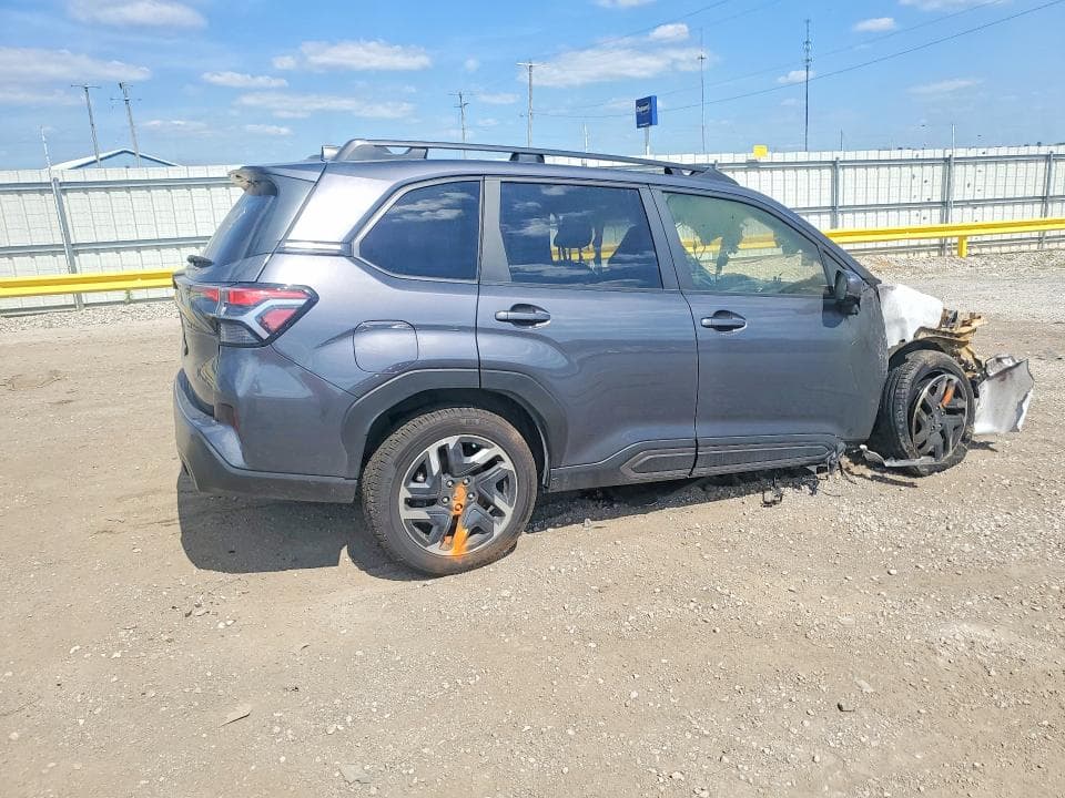 2025 SUBARU FORESTER LIMITED LIMITED 3