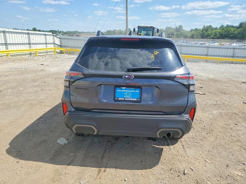 2025 SUBARU FORESTER LIMITED LIMITED 6