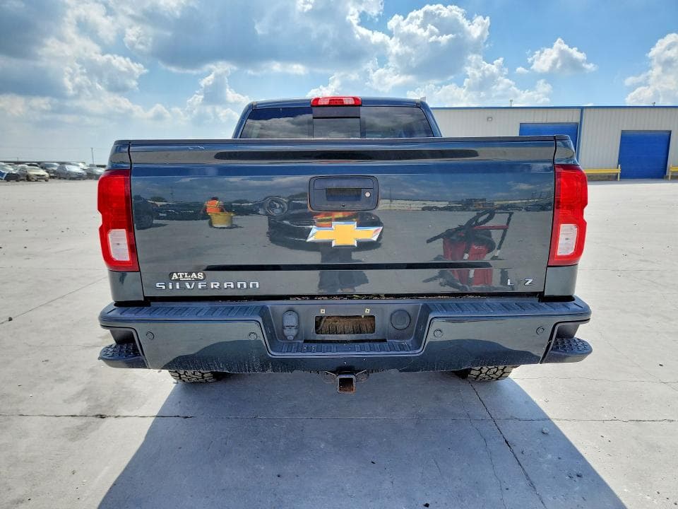 2017 CHEVROLET SILVERADO K1500 LTZ 6