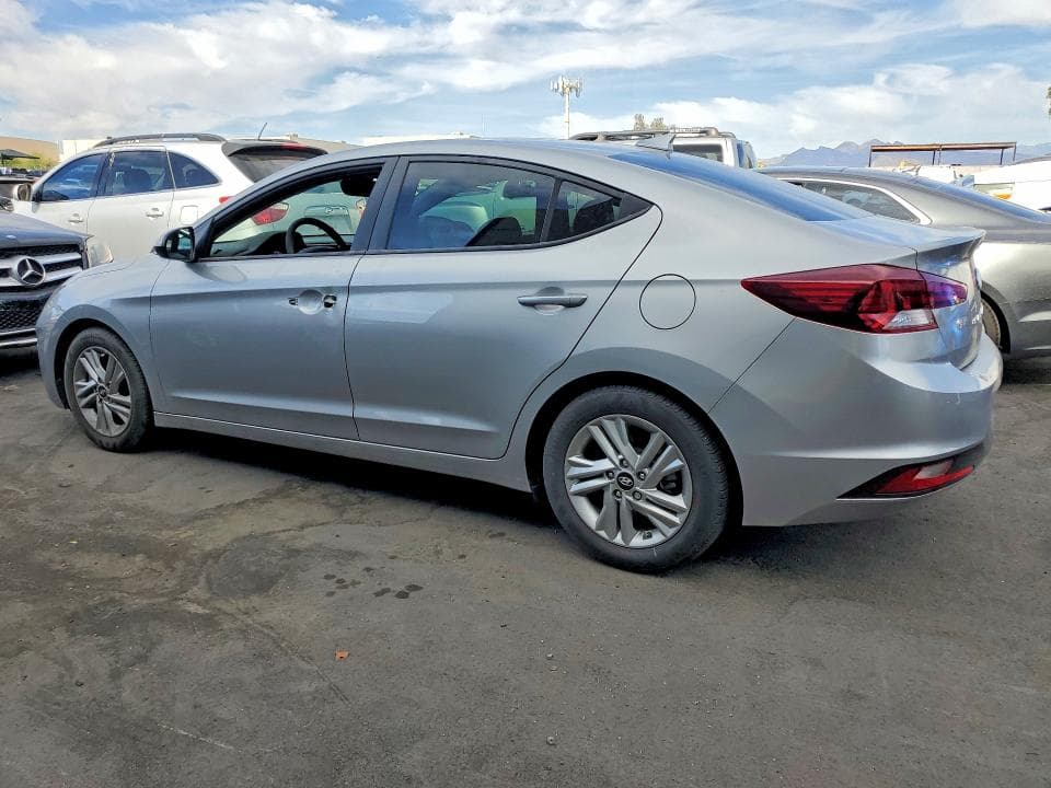 2020 HYUNDAI ELANTRA SEL 2