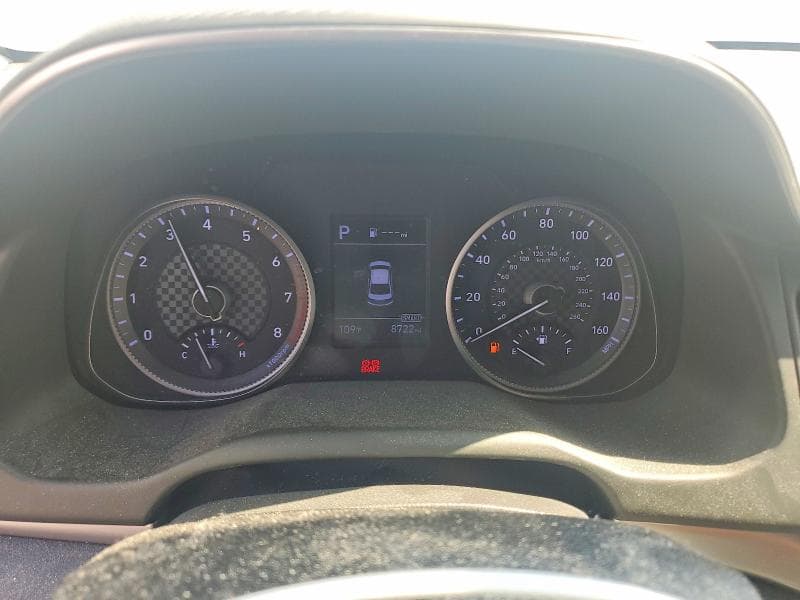 2020 HYUNDAI ELANTRA SEL 9