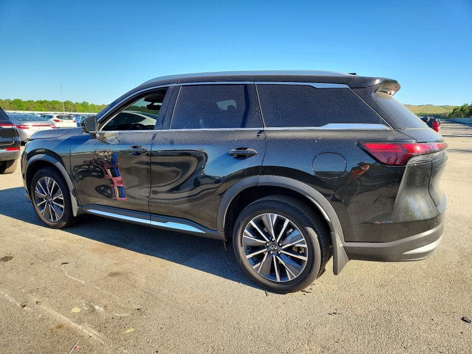 2026 INFINITI QX60 LUXE 2