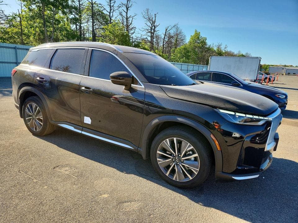 2026 INFINITI QX60 LUXE 4
