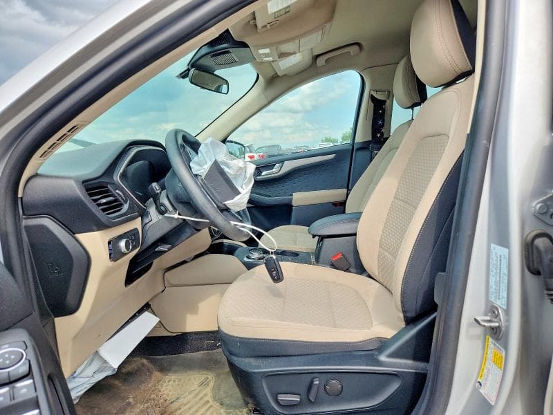 2020 FORD ESCAPE SE 7