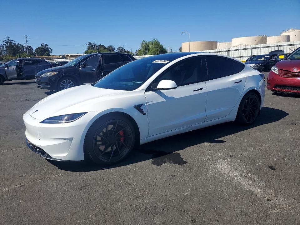 2024 TESLA MODEL 3 1