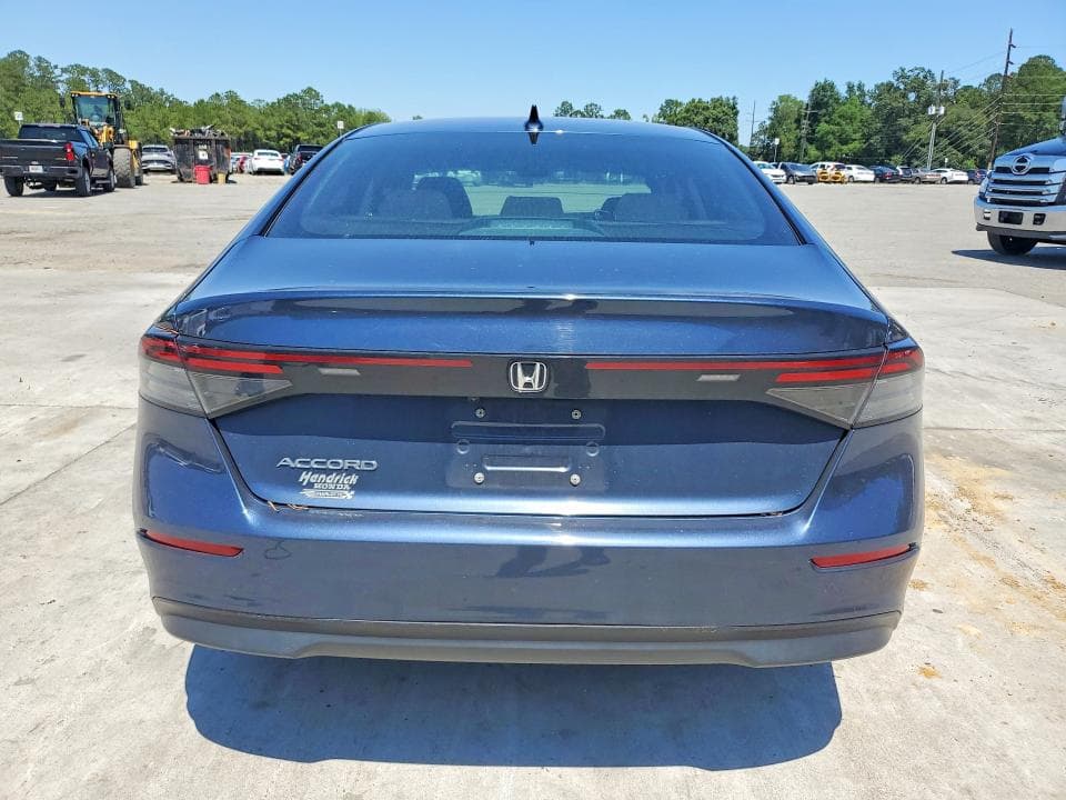 2024 HONDA ACCORD EX 6