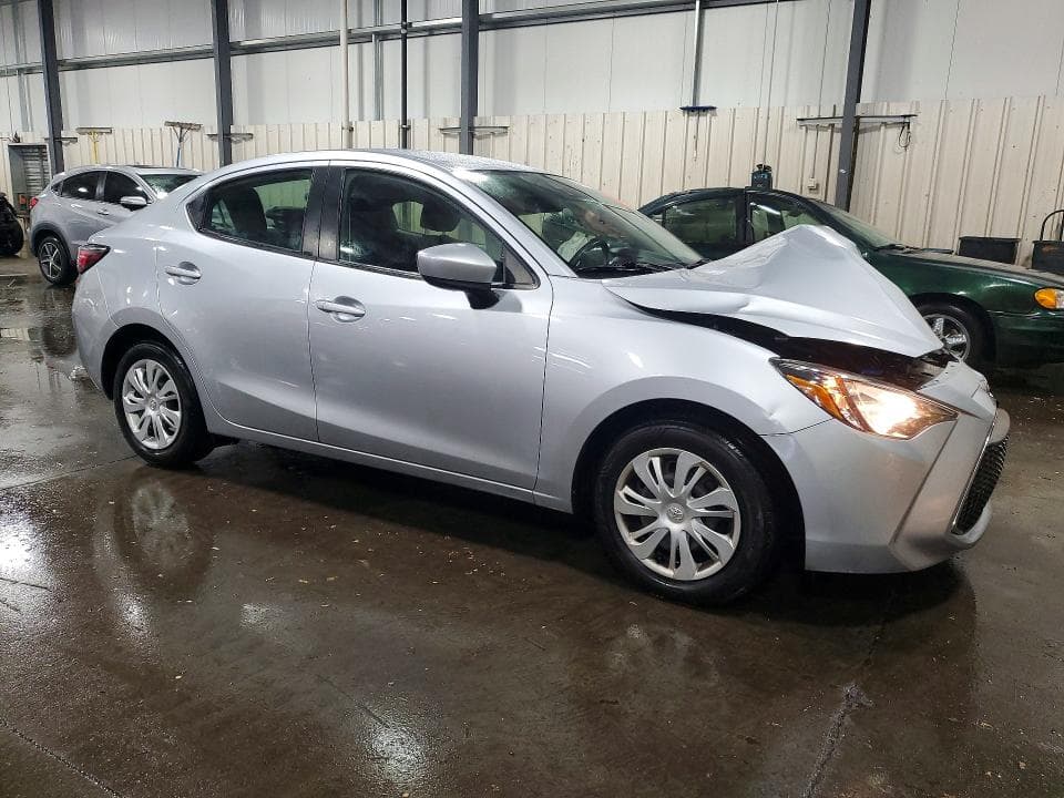 2019 TOYOTA YARIS L L 4