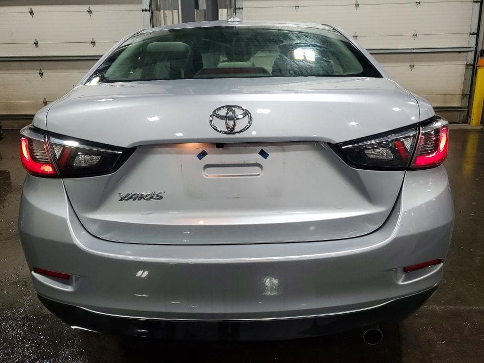 2019 TOYOTA YARIS L L 6