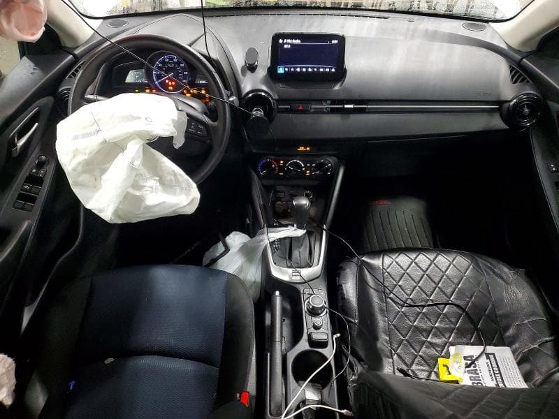 2019 TOYOTA YARIS L L 8