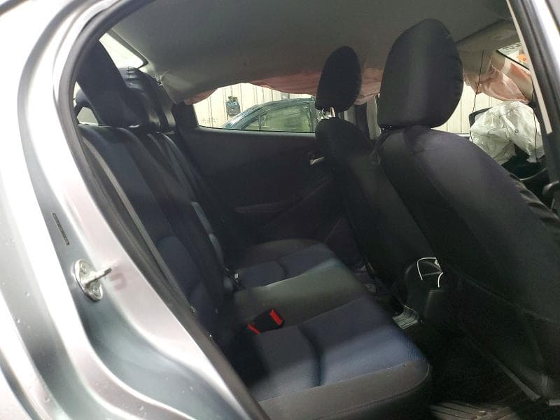 2019 TOYOTA YARIS L L 10