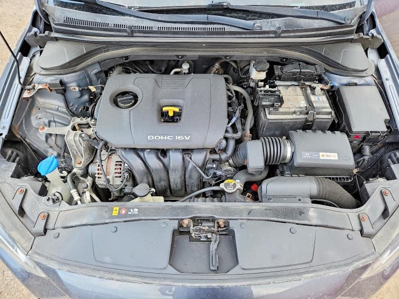 2017 HYUNDAI ELANTRA SE 11