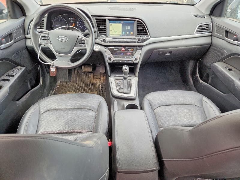 2017 HYUNDAI ELANTRA SE 8