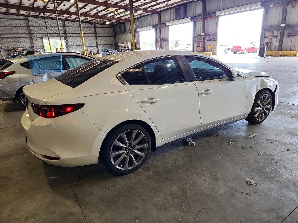 2020 MAZDA 3 SELECT 3