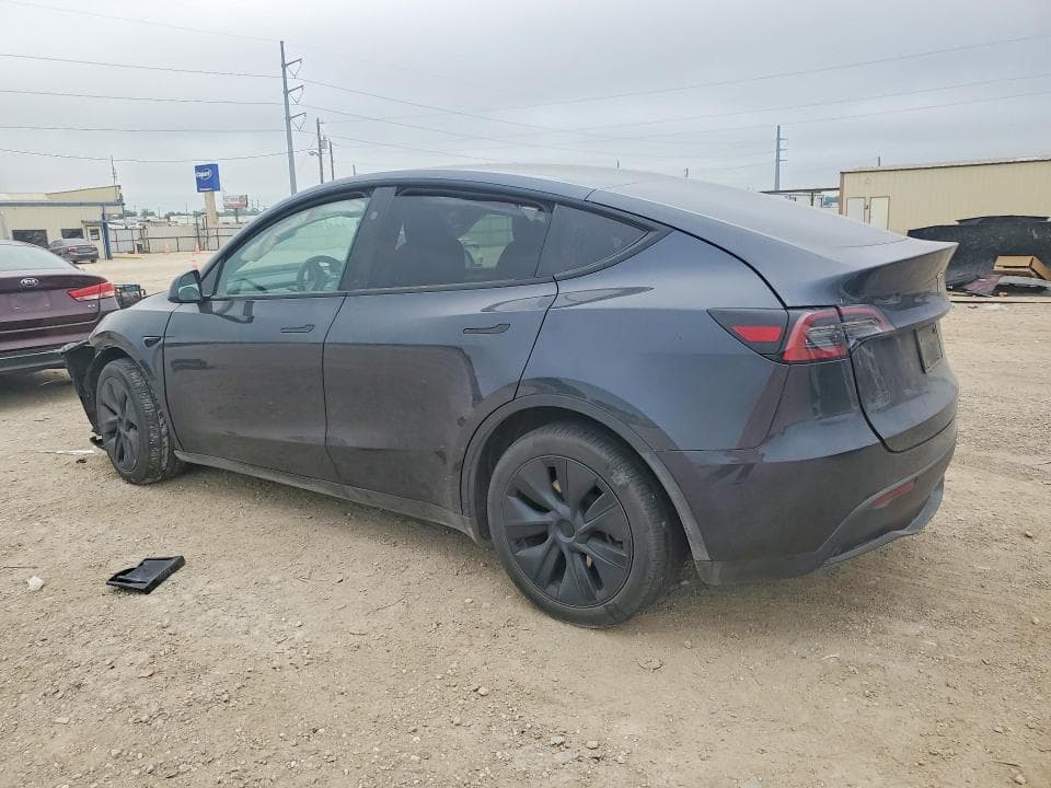 2024 TESLA MODEL Y 2