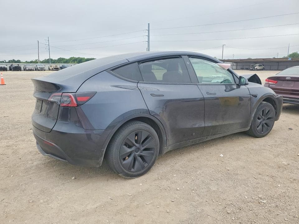 2024 TESLA MODEL Y 3