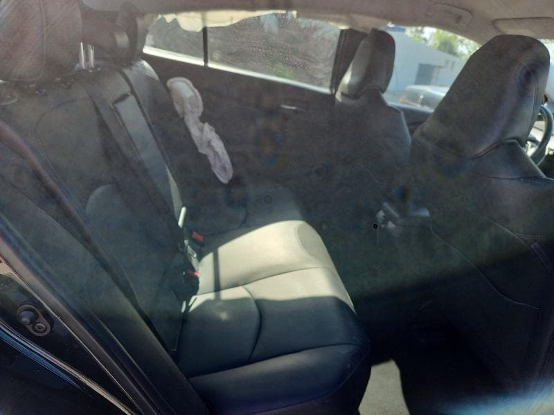 2021 TOYOTA PRIUS XLE 11