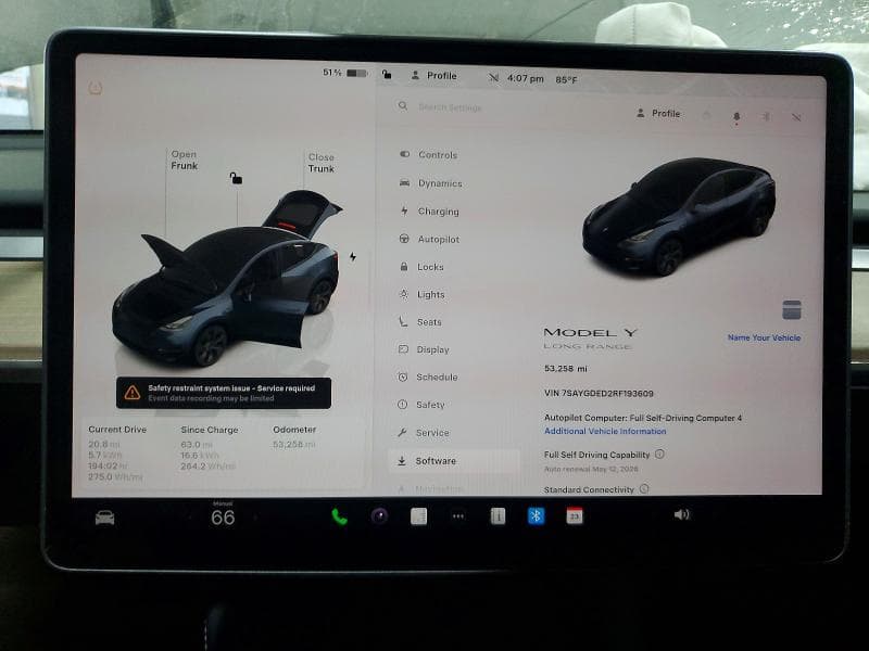2024 TESLA MODEL Y 9