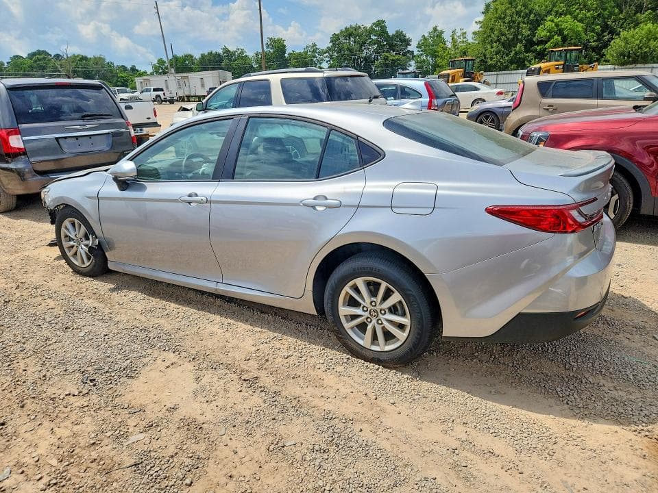 2025 TOYOTA CAMRY LE 2