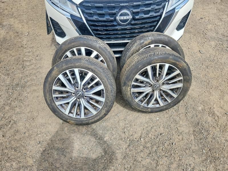 2024 NISSAN KICKS SV SV 12