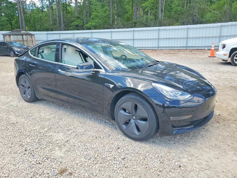 2019 TESLA MODEL 3 4