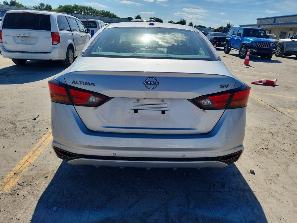 2024 NISSAN ALTIMA SV 6