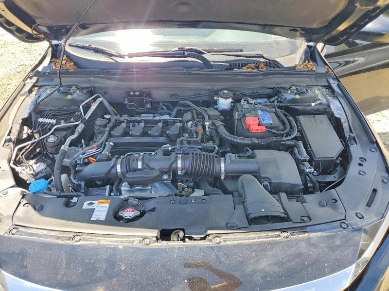 2022 HONDA ACCORD LX 11