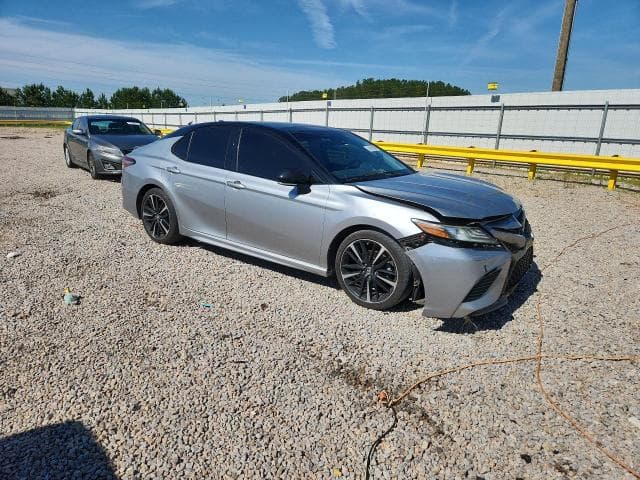 2019 TOYOTA CAMRY XSE XSE 4