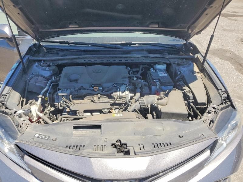 2020 TOYOTA CAMRY LE 11