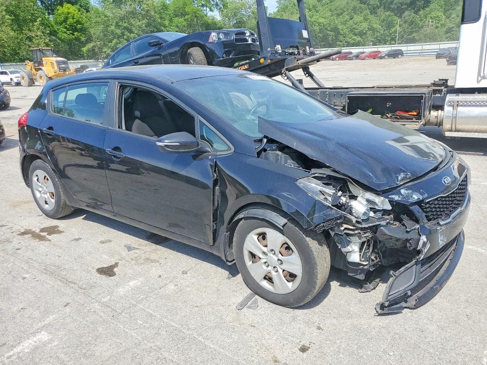 2017 KIA FORTE LX 4