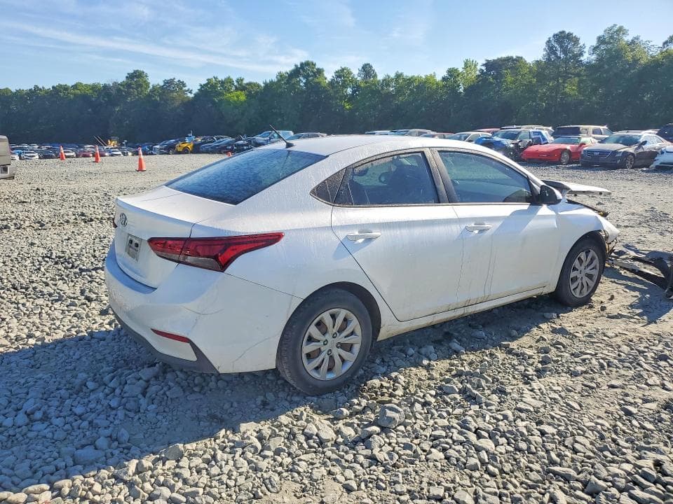 2020 HYUNDAI ACCENT SE 3