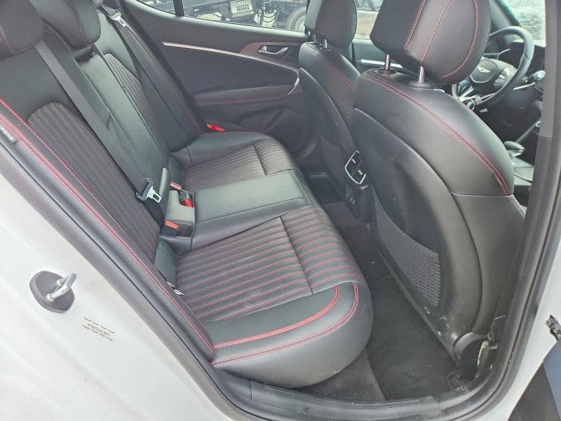2024 GENESIS G70 2.5T STANDARD 10