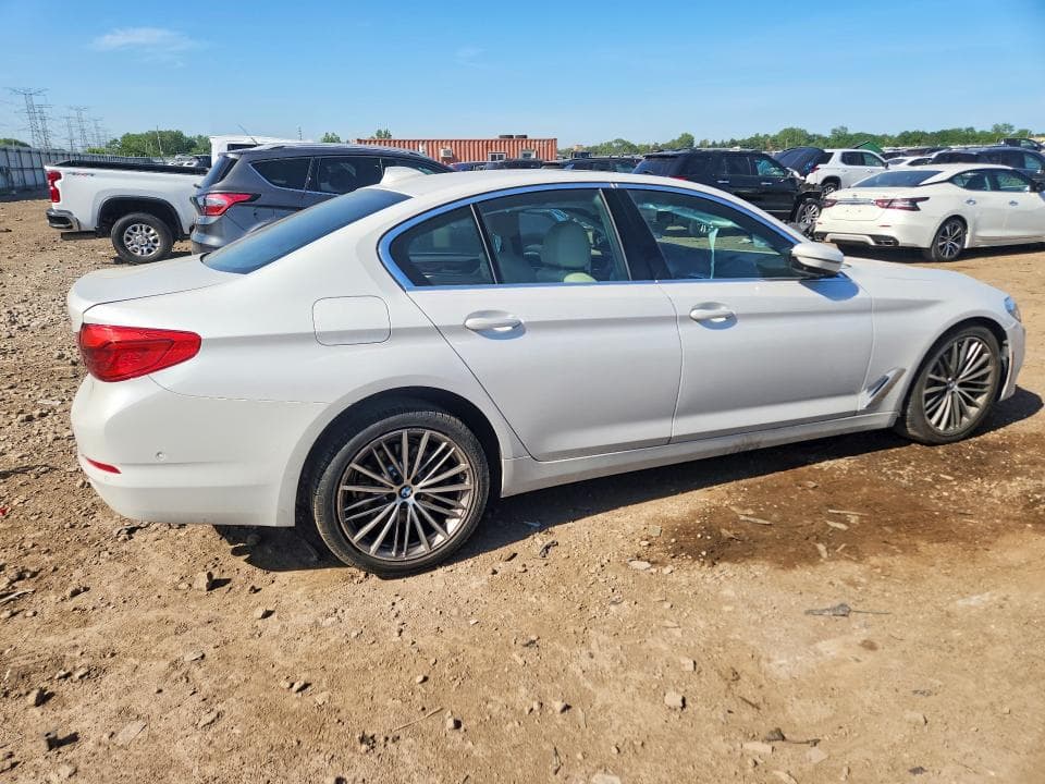 2020 BMW 530 XI 3
