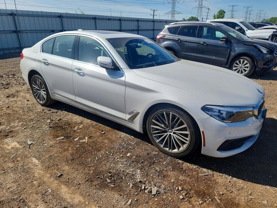 2020 BMW 530 XI 4