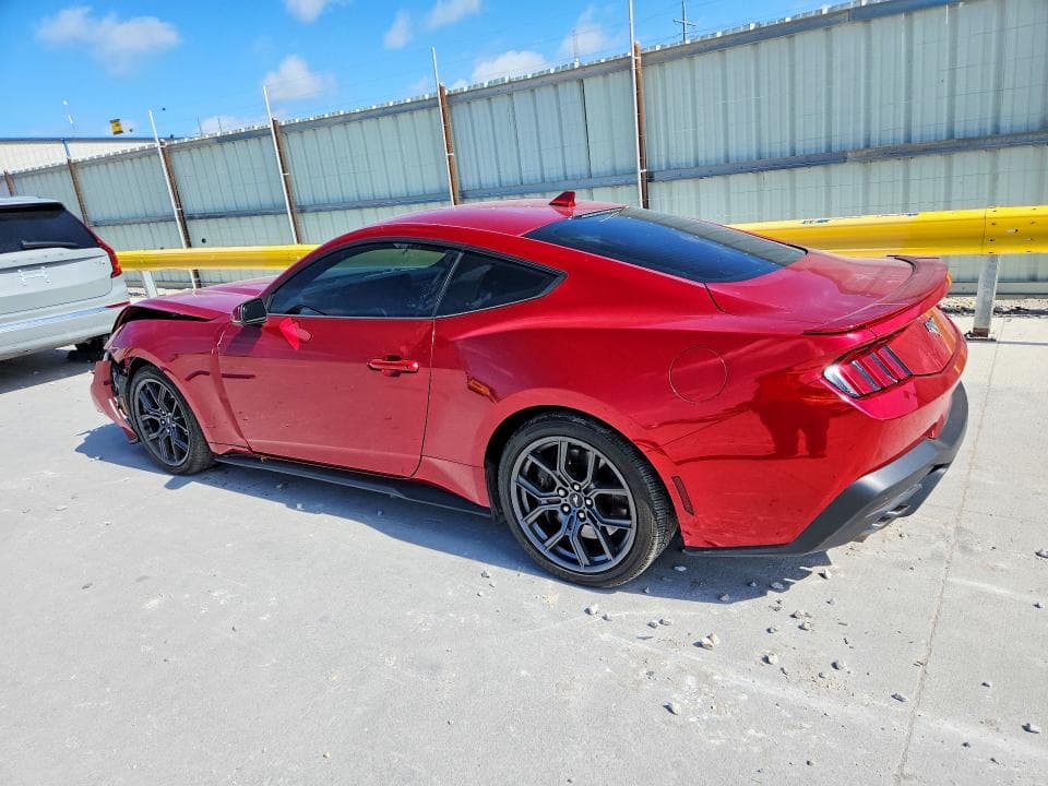 2024 FORD MUSTANG 2