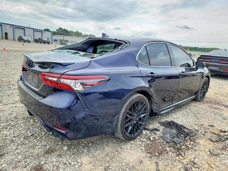 2022 TOYOTA CAMRY XSE XSE 3