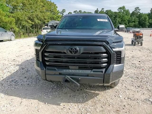 2026 TOYOTA TUNDRA SR SR 13
